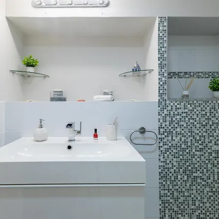 Aida 201 By Villagrancanaria